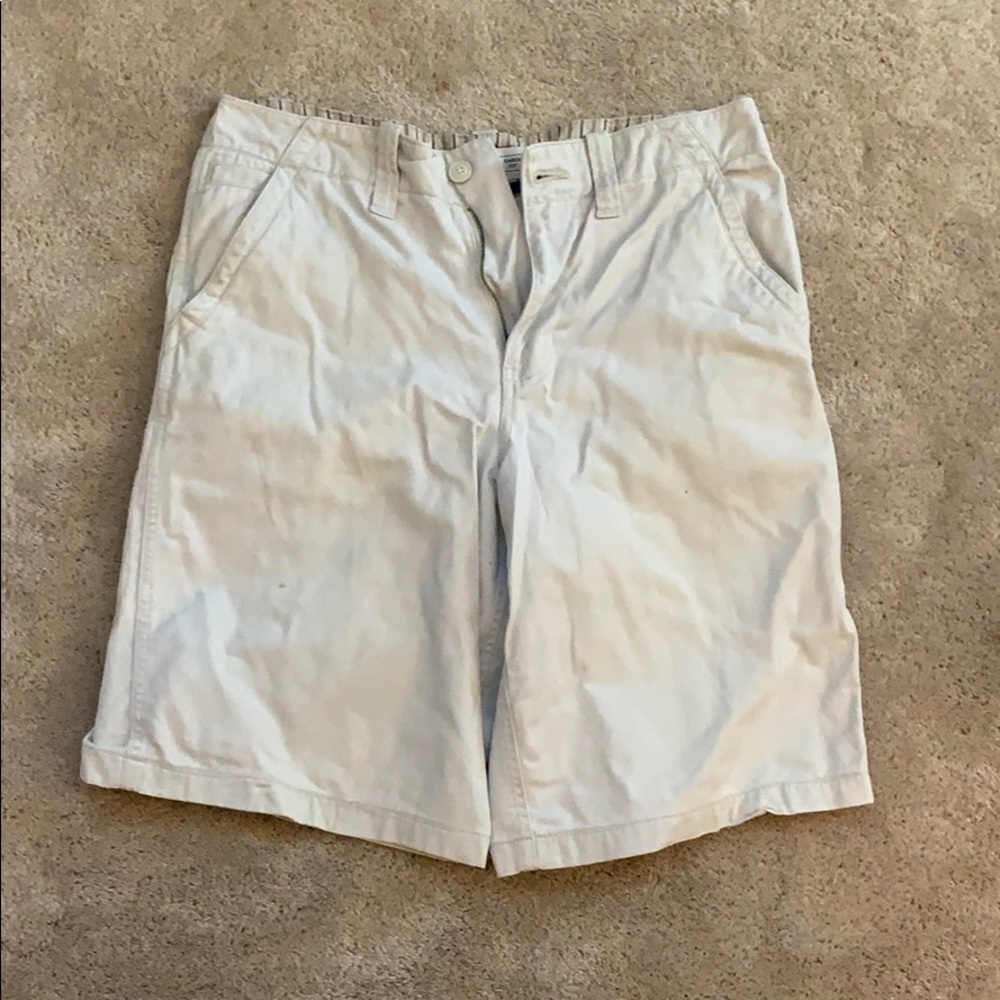 Canyon River Blues tan cargo shorts